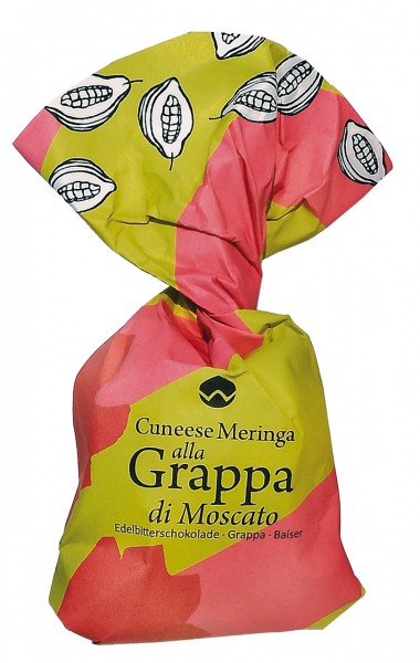 Cuneesi con meringa alla grappa