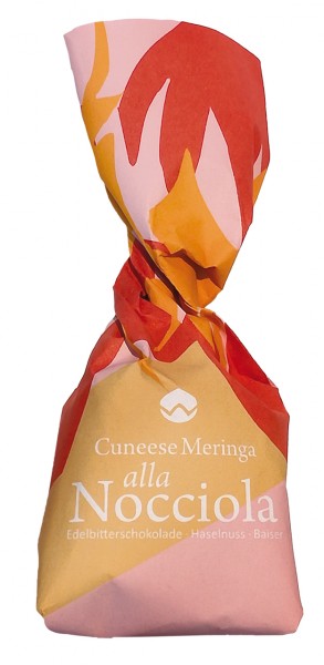 Cuneesi con meringa alla nocciola